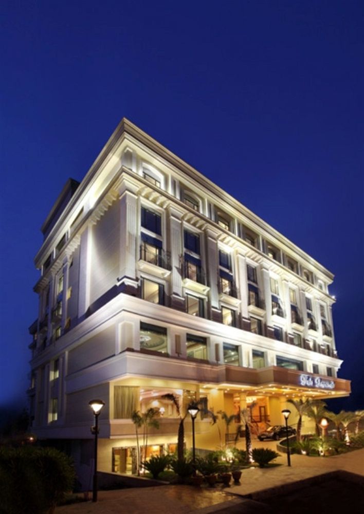Tuli Imperial Hotel Nagpur Exterior foto